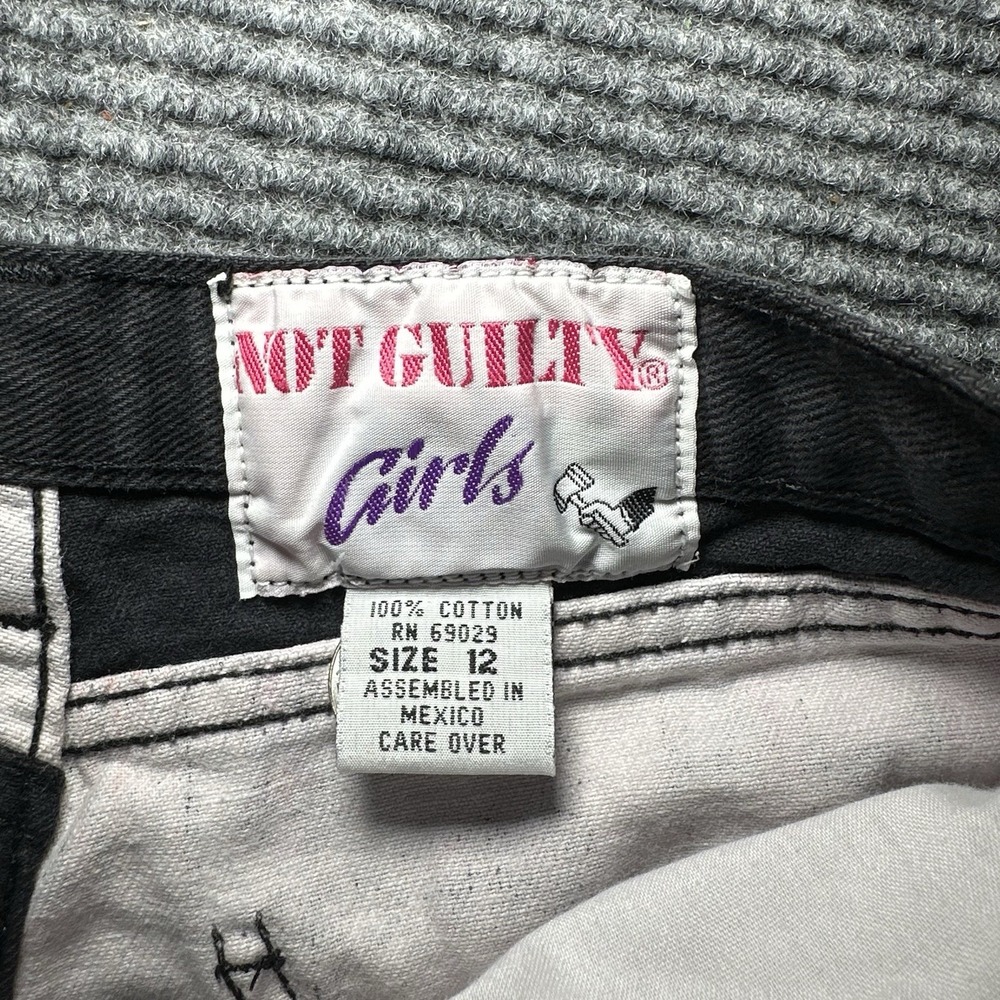 Vintage 80s/90s Not Guilty Girls Denim Stripes/Black Denim Shorts Size 12 - Picture 3 of 5